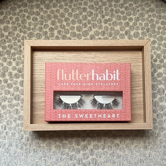Flutter Habit Other - NEW Flutter Habit ‘The Sweetheart’ faux mink false eye lashes
